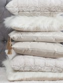  2 poduszki dekoracyjne tłoczone z frędzlami 45 x 45 cm białe AZALEA Lumarko!