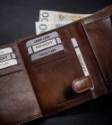 Skórzany portfel męski z ochroną RFID — Rovicky Lumarko!