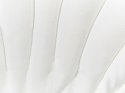 Poduszka dekoracyjna muszla welurowa 47 x 35 cm biała CONSOLIDA Lumarko!