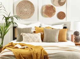 Bawełniana poduszka dekoracyjna w geometryczny wzór 45 x 45 cm beżowoszara SENECIO